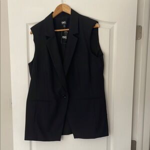 INC International Concepts Women's Black Sleeveless Blazer- chaleco